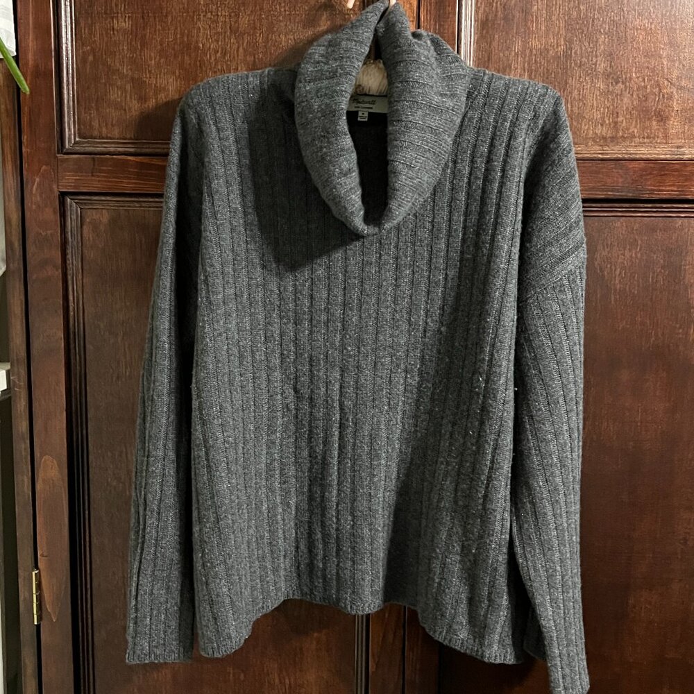 MADEWELL RIBBED CASHMERE TURTLENECK SIZE M